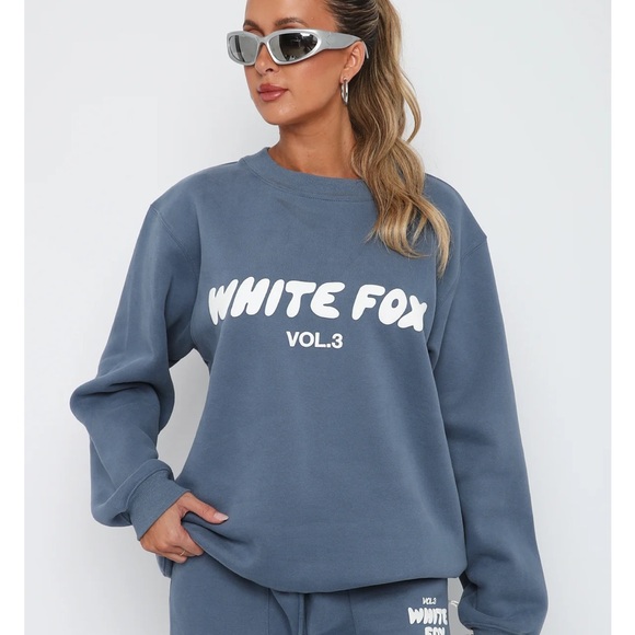 White Fox Boutique Blue and Pink Crewneck Sweater - Picture 8 of 8